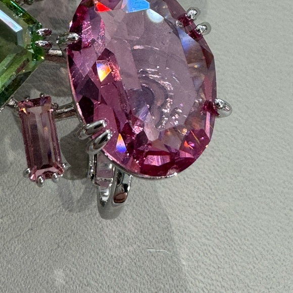 Swarovski Gema Ear Cuff Single, Oversized Crystals, Multicolored, Rhodium - Picture 6 of 7